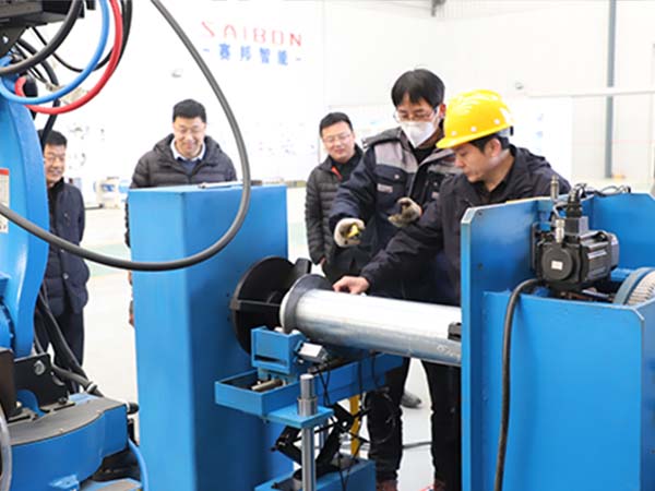 工業(yè)變位機(jī)搭配焊接機(jī)器人操作流程 工業(yè)變位機(jī)搭配焊接機(jī)器人操作流程