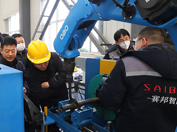 焊接自動化設(shè)備操作人員需要具備什么技能 焊接自動化設(shè)備操作人員需要具備什么技能